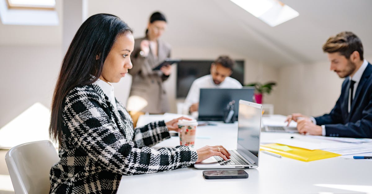 宏图娱乐，注册|企业营销中的目标市场细分策略