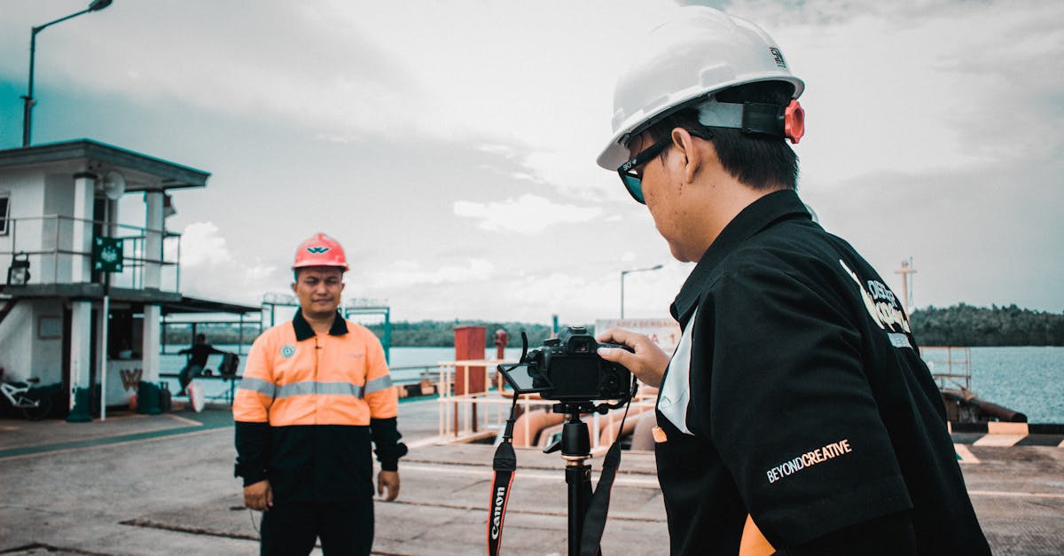 最强短信在线轰炸系统源码实名账号：mgm平台注册开户