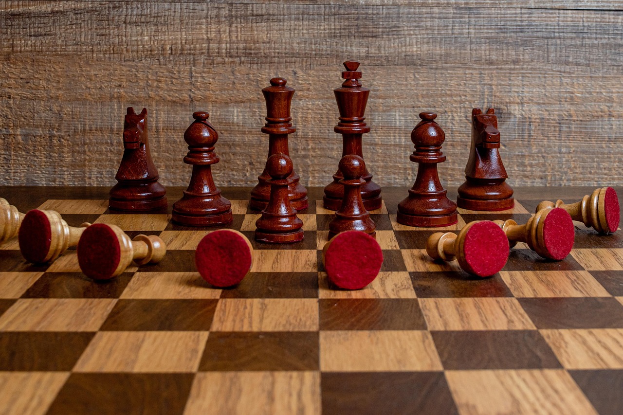 如何向其他玩家提供正义感？