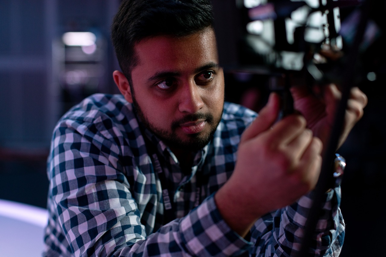 彩吧如何在互联网上创建在线广告